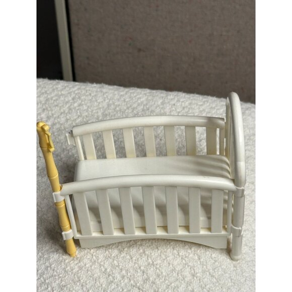 Mattel Nursery Crib Baby Bed White Incomplete Parts Sold AS IS!! - Picture 2 of 8